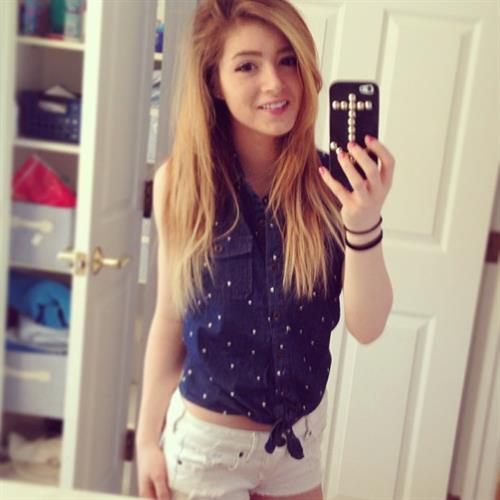Chrissy Costanza taking a selfie