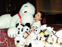 Ariana Grande Valentine Twitter party in Los Angeles 08-02-2012 