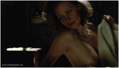 Jessica Chastain - breasts