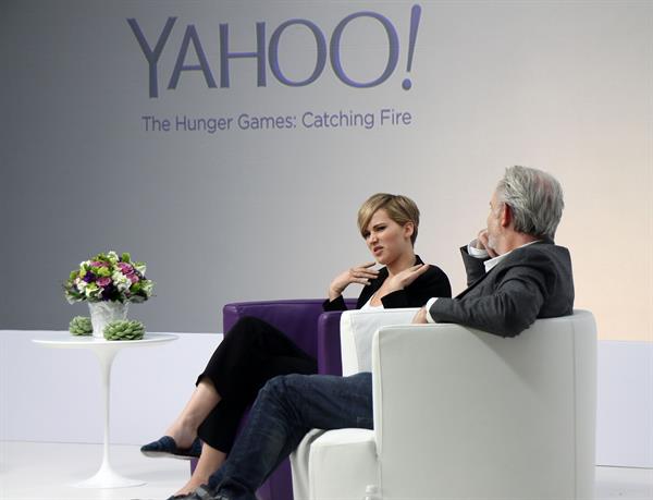 Jennifer Lawrence Q&A at the Yahoo Headquarters - Los Angeles - November 6, 2013 