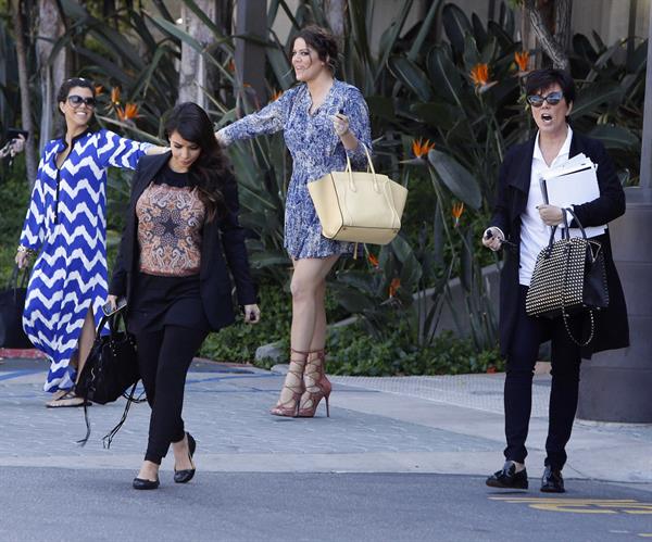 Kim Kardashian - Out in Los Angeles (29.03.2013) 