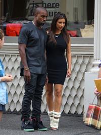 Kim Kardashian and Kanye West walk around SoHo in New York City 