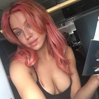 Imogen Anthony taking a selfie