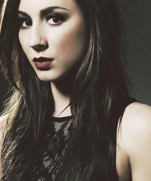 Troian Bellisario