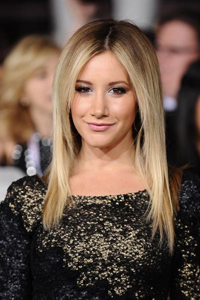 Ashley Tisdale video Breaking Dawn 2 premiere in LA 11/12/12 