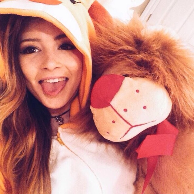 Chrissy Costanza