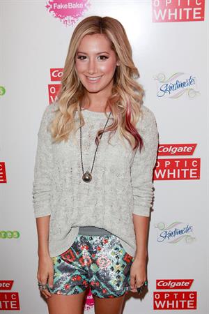 Ashley Tisdale attends the Colgate Optic White Beauty Bar at 901 Salon Day 1 at 901 Salon on June 1, 2012
