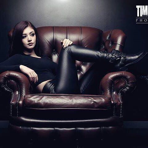 Chrissy Costanza