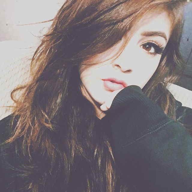 Chrissy Costanza