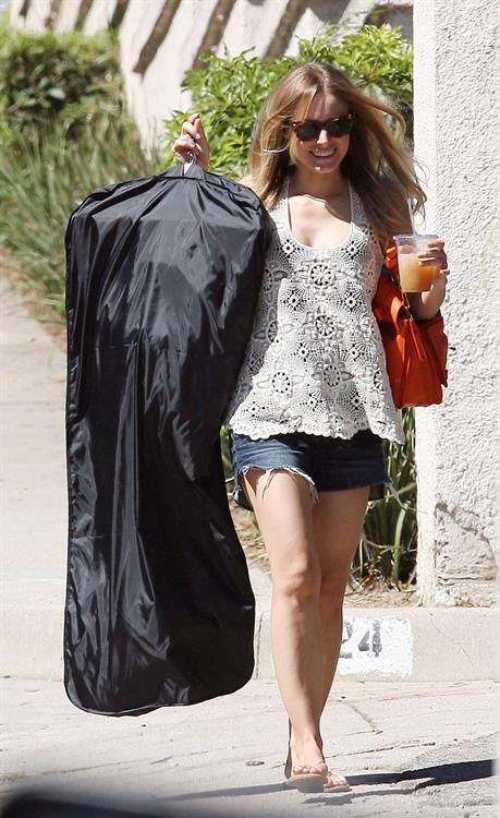 Kristen Bell Running errands in West Hollywood - August 27, 2012