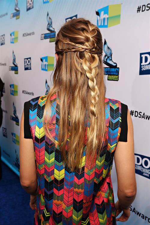 Kristen Bell - Do Something Awards in Santa Monica - August 19, 2012