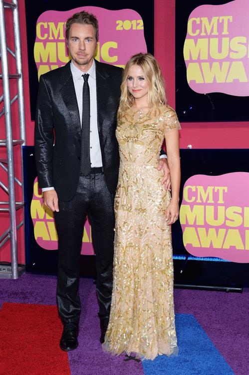 Kristen Bell - 2012 CMT Music Awards in Nashville (June 6, 2012) 