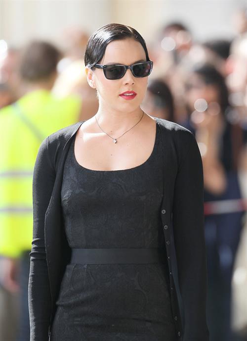 Abbie Cornish on set 1/8/2010