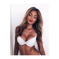 Karen Lima in lingerie