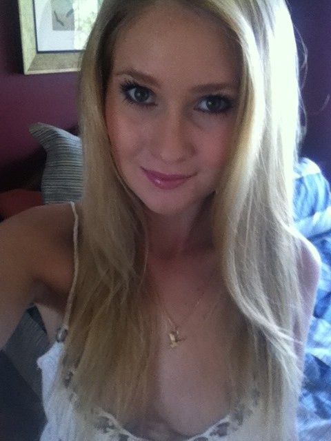 Lauren Volker taking a selfie