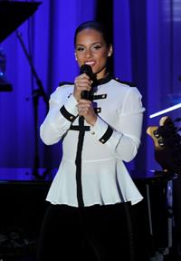 Alicia Keys performs on stage at Clive Davis 2012 pre Grammy gala on February 11, 2012