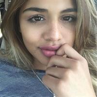 Gabriela Bandy taking a selfie