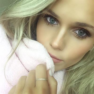 Hilde Osland taking a selfie