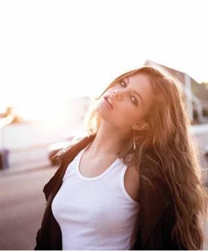 Hailey Clauson Sports Illustrated 2015 in body paint