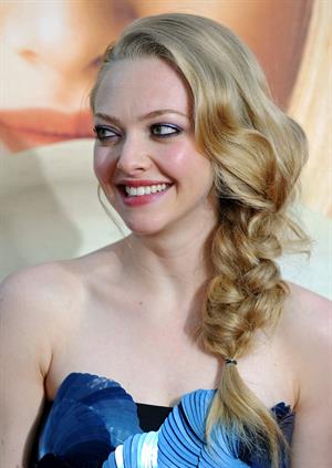 Amanda Seyfried at the Hollywood premiere of  Letters to Juliet  on May 11, 2010