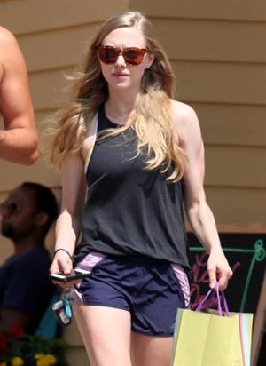 Amanda Seyfried Shopping In Los Angeles June 5, 2012