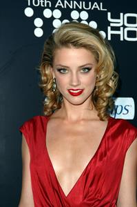 Amber Heard attends Hollywood Life magazine's 10th annual Young Hollywood awards in Hollywood on Apirl 10, 2008 