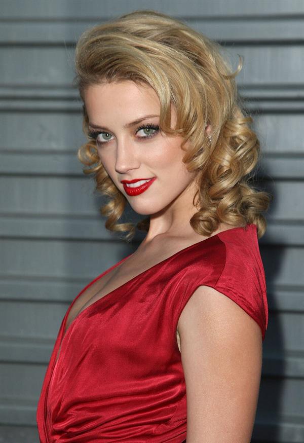 Amber Heard attends Hollywood Life magazine's 10th annual Young Hollywood awards in Hollywood on Apirl 10, 2008 