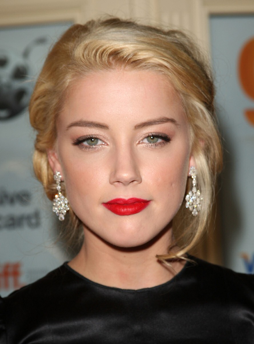Amber Heard Pictures. 
