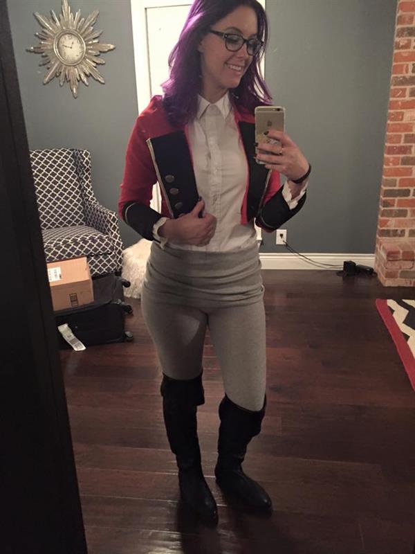 Meg Turney taking a selfie