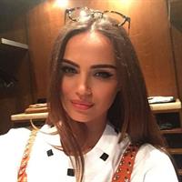 Xenia Deli taking a selfie