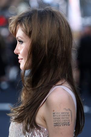 Angelina Jolie Salt Premiere in London on August 16, 2010 