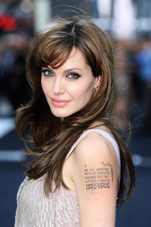 Angelina Jolie Salt Premiere in London on August 16, 2010 
