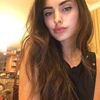 Joanna Marie taking a selfie