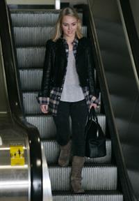 AnnaSophia Robb – at LAX Airport 1/12/13  