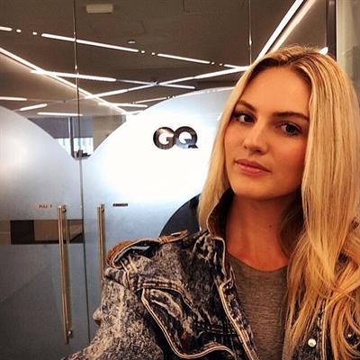 Kelly Thomas taking a selfie