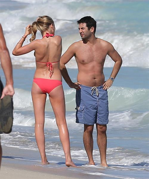 Anne Vyalitsyna bikini candids in Miami 11/22/12 