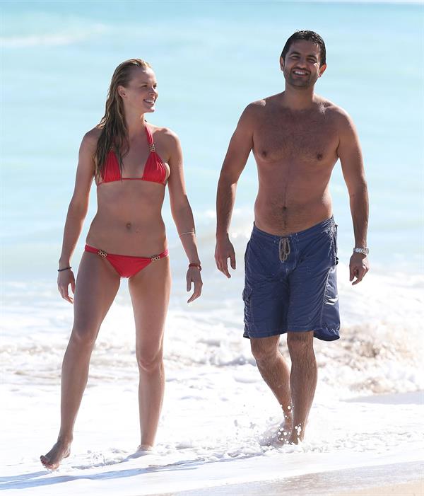 Anne Vyalitsyna bikini candids in Miami 11/22/12 