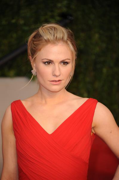Anna Paquin attending the Vanity Fair Oscar Party in West Hollywood on February 27, 2011