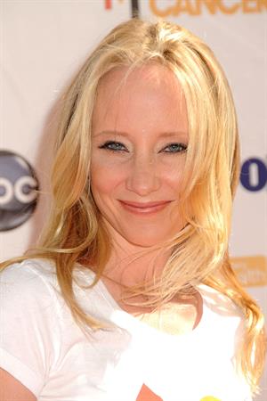 Anne Heche Stand Up to Cancer on September 10 2010 