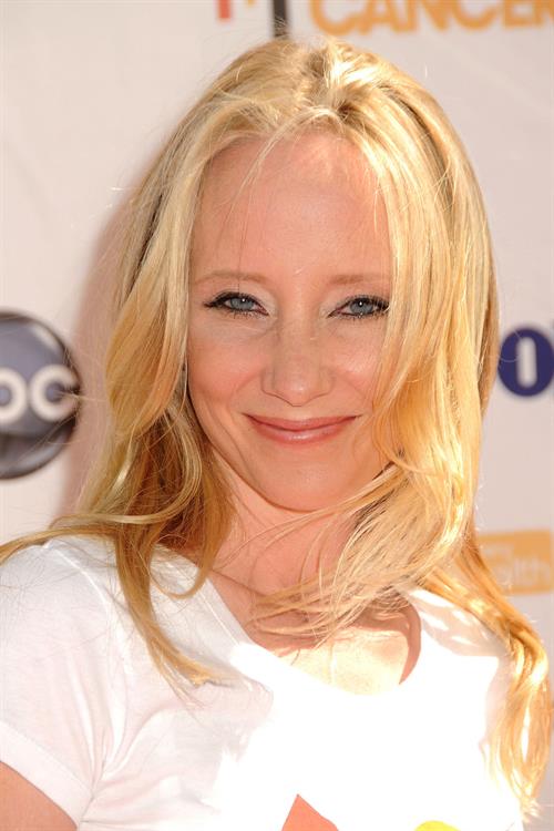 Anne Heche Stand Up to Cancer on September 10 2010 