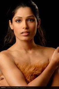 Freida Pinto