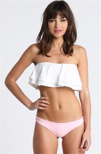 Beatriz Fernandez in a bikini