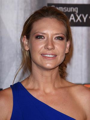 Anna Torv attending Spike TVS 2011 Scream Awards at Gibson Amphitheatre on October 15, 2011