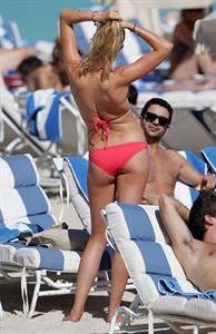 Anne Vyalitsyna bikini candids in Miami 11/22/12 