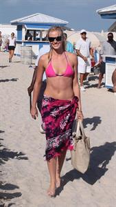 Anne Vyalitsyna bikini candids in Miami 11/23/12 