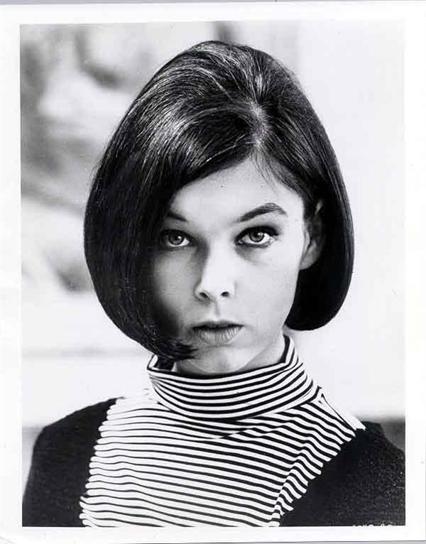 Yvonne Craig