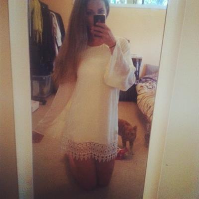 Laura Surrich taking a selfie