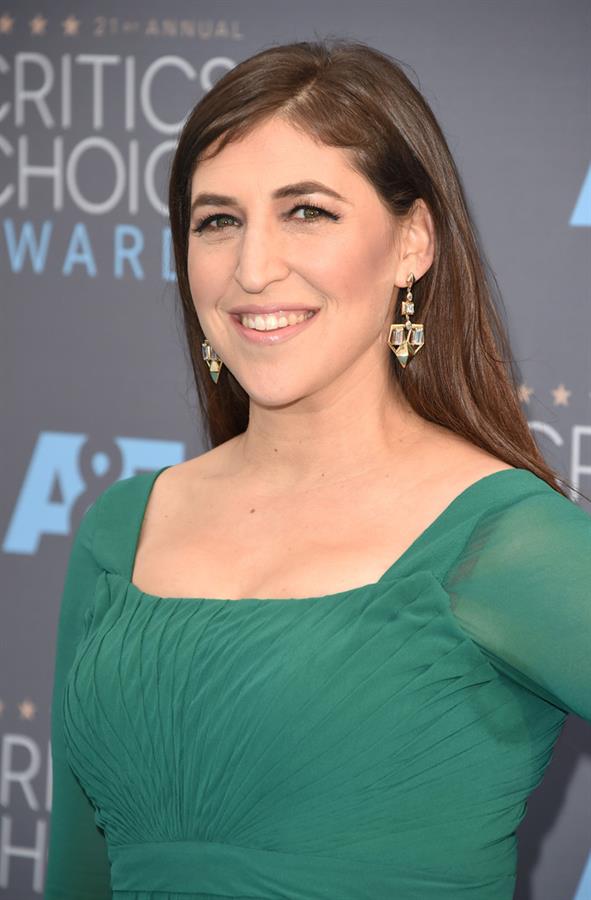 Mayim Bialik