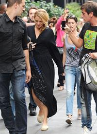 Blake Lively - On set of Gossip Girl - August 21,2012