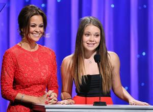 Brooke Burke-Charvet Operation Smile's 2013 Smile Gala -- Beverly Hills, Sep. 27, 2013 